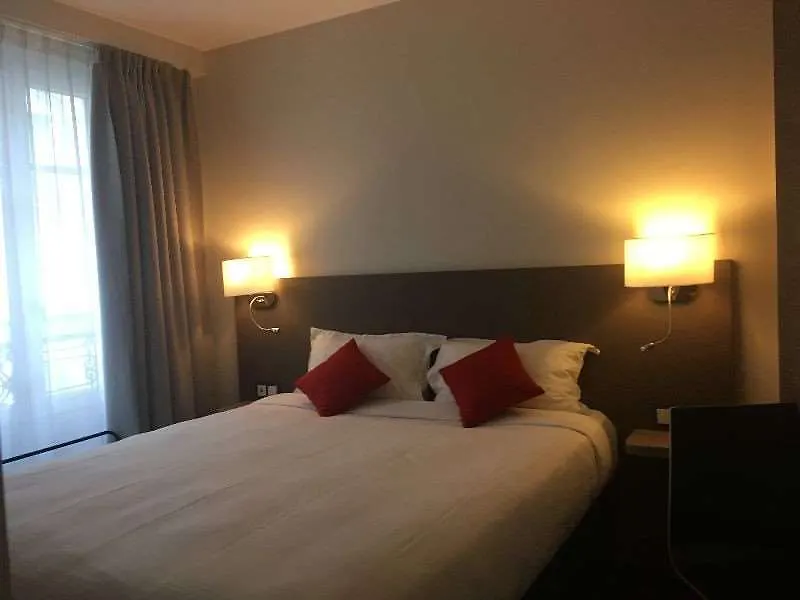 Courcelles Mederic Hotell Paris