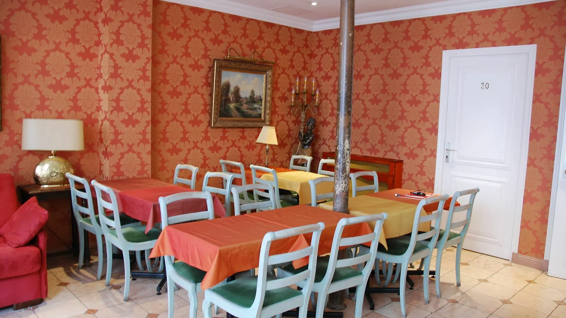 Courcelles Mederic 3* Paris