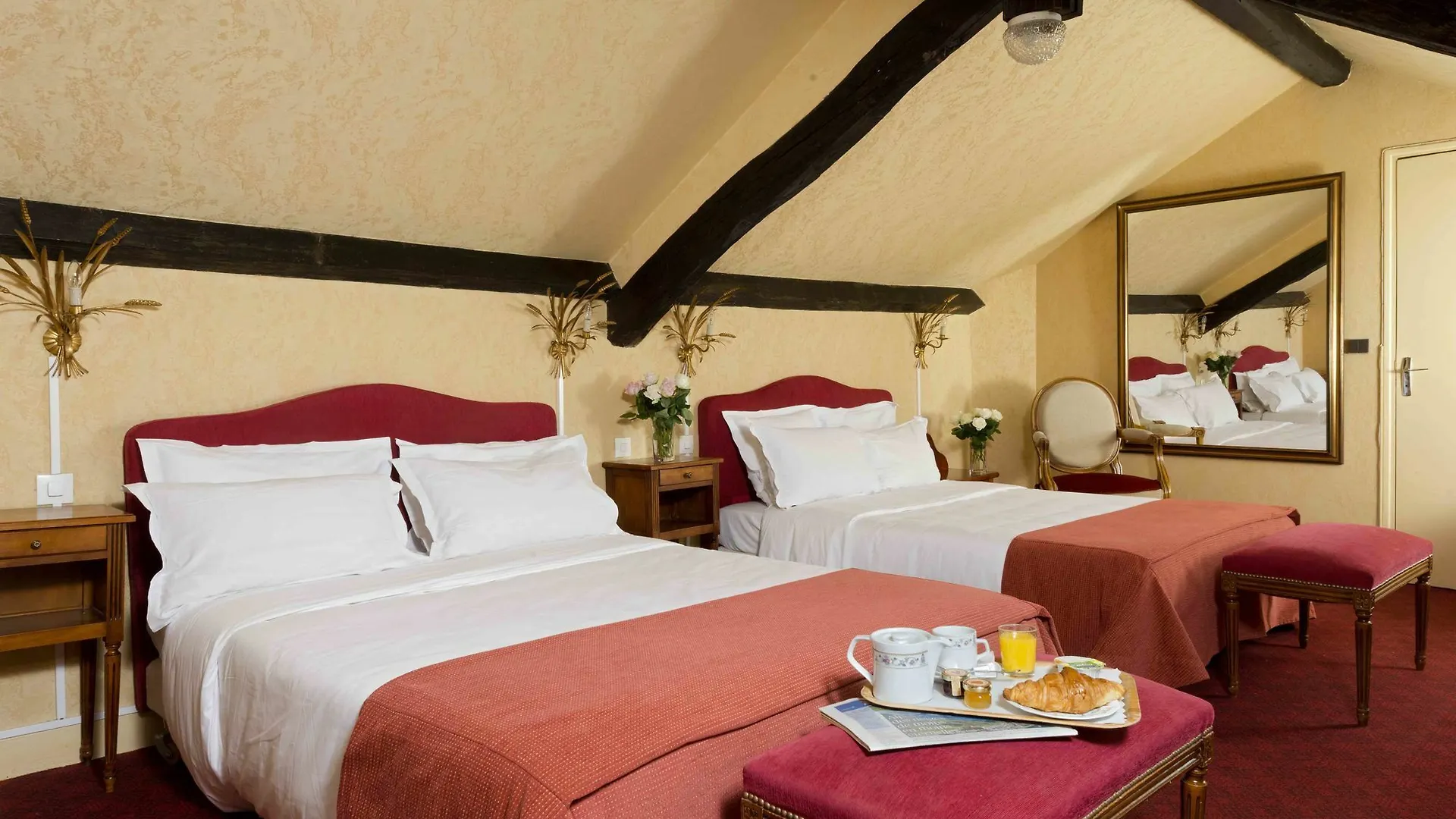 Hotell Courcelles Mederic